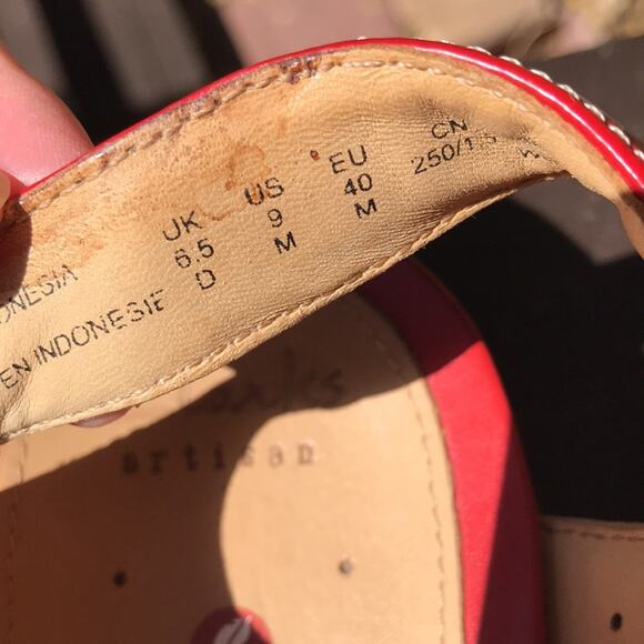 Clark's Unstructured Red Leather Sandals Women's Size 9 - Picture 6 of 7